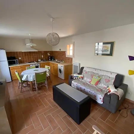 Les Iris Сasa de vacaciones Dieupentale