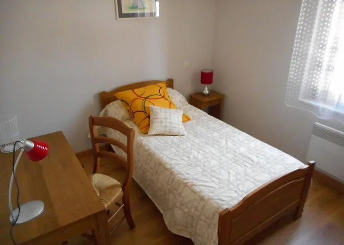 Les Iris Semesterbostad *